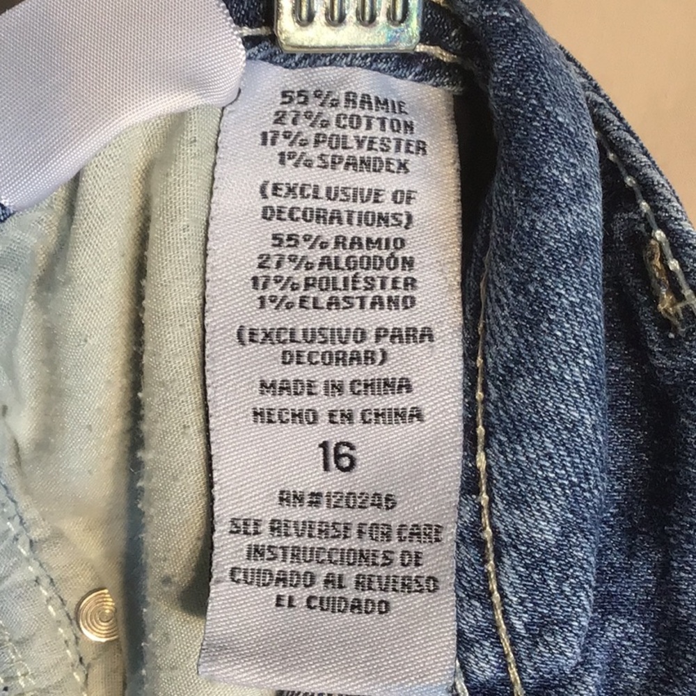 Classic Blue Jean Shorts with Stretchy Fit and Cuffed Hem - Picture 7 of 12
